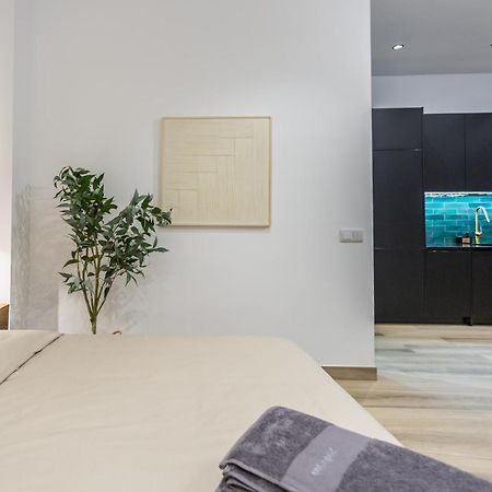 Suite Deluxe Valencia - Aiora Apartments Exteriör bild